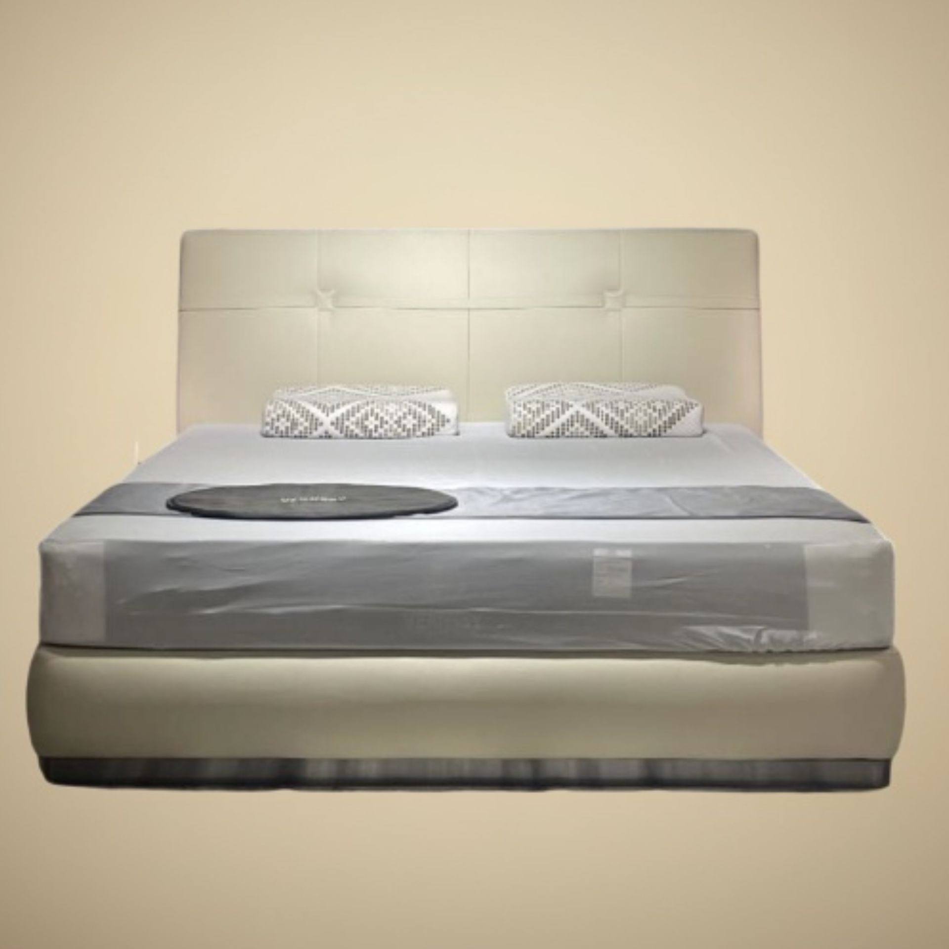 Bett Fontana